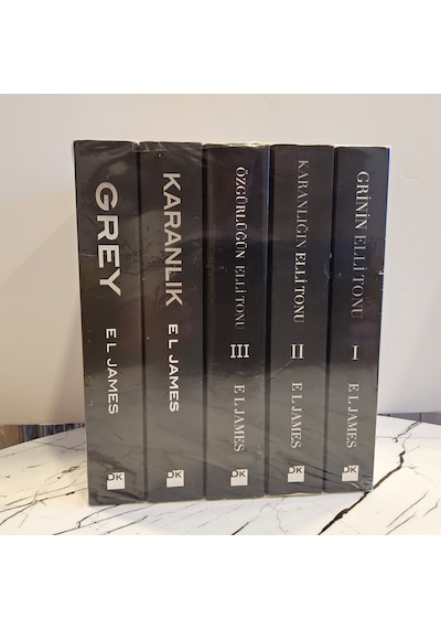Grinin Elli Tonu- Karanlığın Elli Tonu- Özgürlüğün Elli Tonu 3 Kitap + 2 Kitap