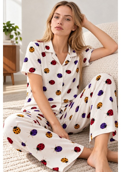 Kadın Desenli Beyaz Kısa Kollu Pijama Takımı 4828