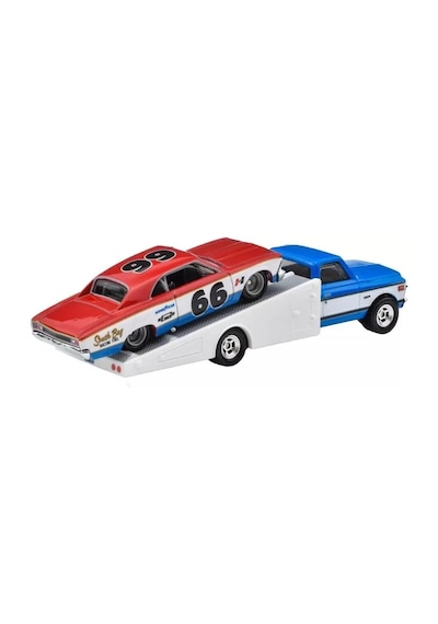 Hot Wheels Premium Team Transport 66 Chevelle With '72 Chevy Ramp Truck 1/64 Model Araba