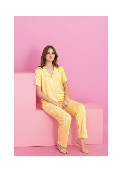 Rindahomewear Kadın Milan Sarı Çizgili Düğmeli Kısa Kol Pijama Takımı Sarı