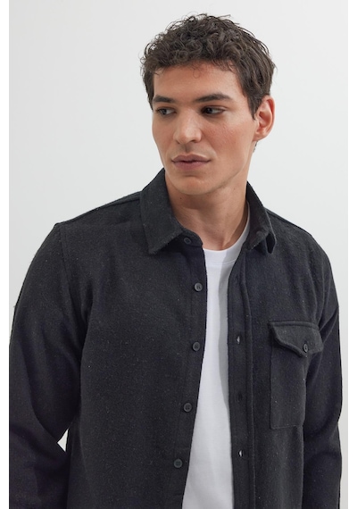 Tudors Erkek Slim Fit Tek Cep Kapaklı Düz Oduncu Spor Siyah Gömlek-41586 Siyah Tudors Erkek Slim Fit Tek Cep Kapaklı Düz Oduncu Spor Siyah Gömlek-41586 Siyah
