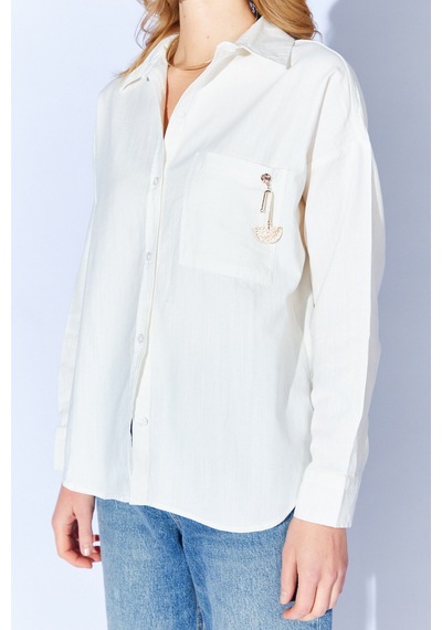 Manche Beyaz Broş Detaylı Oversize Tek Cepli Gabardin Gömlek Mkw168174-01