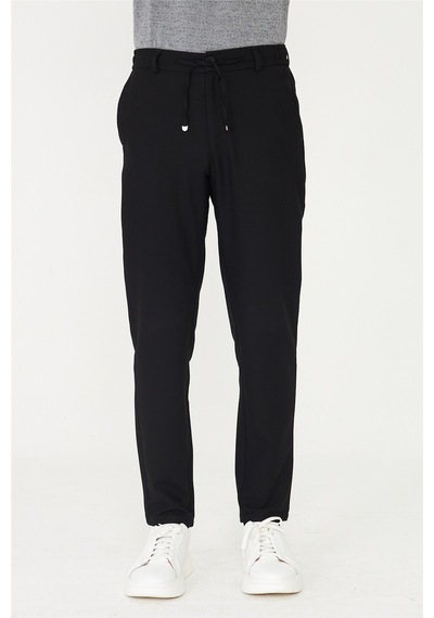 Siyah Modern Kesim Bağcıklı Smart Casual Jogger Pantolon Siyah