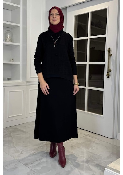 Kumsal Triko Takım Siyah Çok Renkli