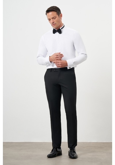 Morven Erkek Beyaz Manşetli Düz Desen Ata Yaka Slim Fit Gömlek Beyaz