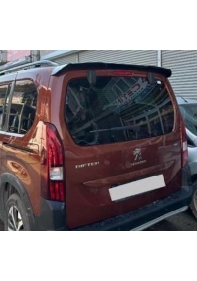 Fıat Doblo 2024 2026 Spoiler Parlak Siyah Boyalı