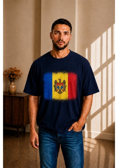 Sngl Tekstil Erkek Oversize Moldova Bayrak Baskılı Kısa Kollu Tişört S M L Xl 2xl Lacivert Sngl Tekstil Erkek Oversize Moldova Bayrak Baskılı Kısa Kollu Tişört S M L Xl 2xl Lacivert
