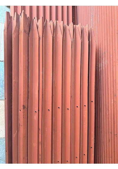 Köşebent Demir Sivri Antipaslı- 30 X 30 -3mm 150 Cmyükseklik 5 Adet