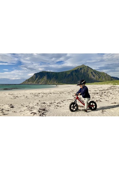 Strider 12 Sport Denge Bisikleti - Siyah Gri