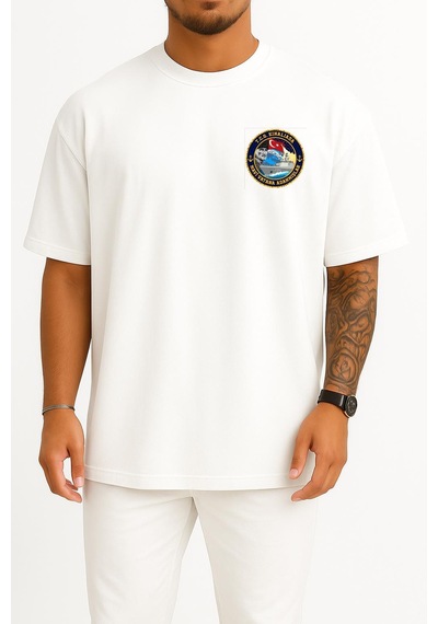 Bahriyeli Collection Oversize Tcg Kınalıada F-514 Cep Ve Sırt Tasarımlı Unisex T-shirt Beyaz