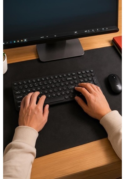 Özel Seri Bileşen Masaüstü Kablosuz Q Klavye Mouse Seti Tmk07 Siyah