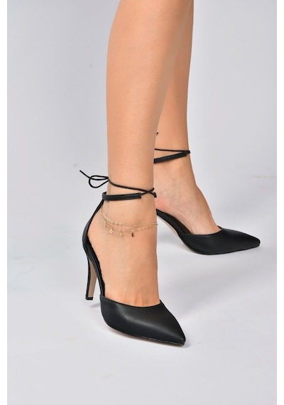 Fox Shoes Siyah Sivri Burun Kadın Topuklu Ayakkabı K404810209