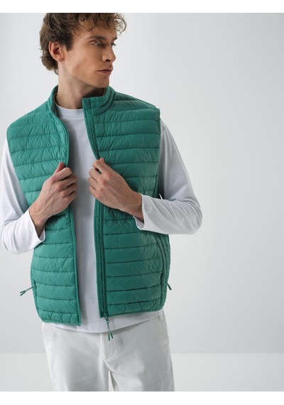 Xint Yeşil Formunu Koruyan Regular Fit Yelek 190591