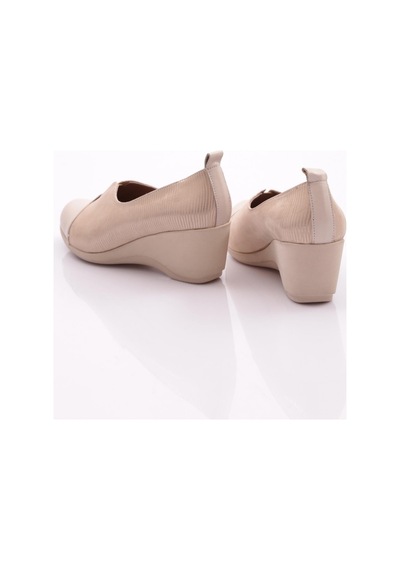 Dgn 2331 Kadin Lastik Detayli Dolgu Taban Comfort Ayakkabi 2331-2-R146975 Ekru