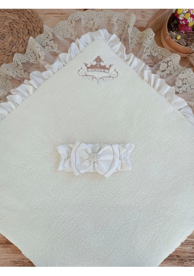 Yenidoğan Wool Yün Kumaş Taç Nakışlı Güpür Duvaklı Fiyonk Prizma Taş Unisex Kundak Bebek Battaniyesi Kahverengi