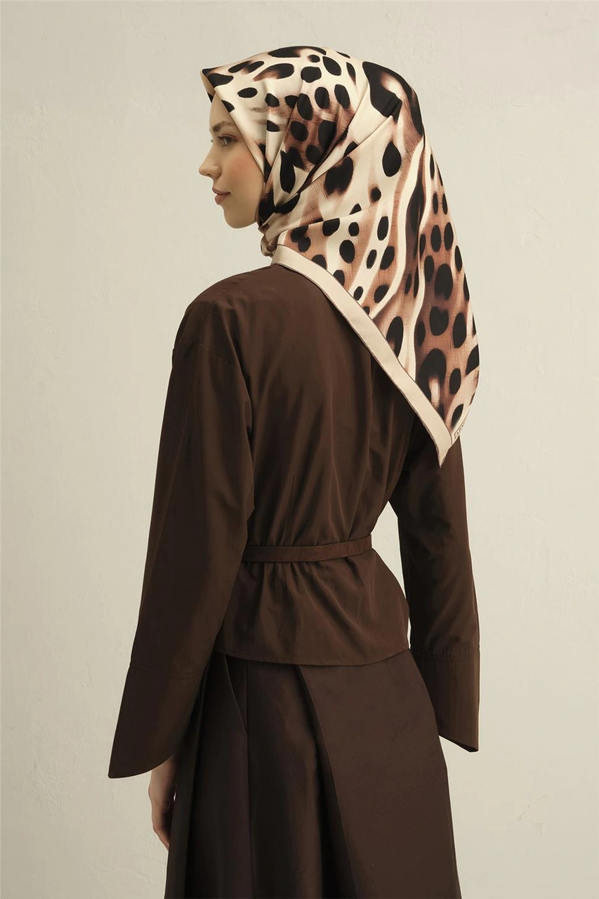 Armine Leopar Desenli Saf İpek Sura Eşarp 9320d 31 KAhverengi