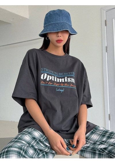 Flood Of Style Kadın Antrasit Optimism Baskılı Oversize Bisiklet Yaka Tshirt Gri Flood Of Style Kadın Antrasit Optimism Baskılı Oversize Bisiklet Yaka Tshirt Gri