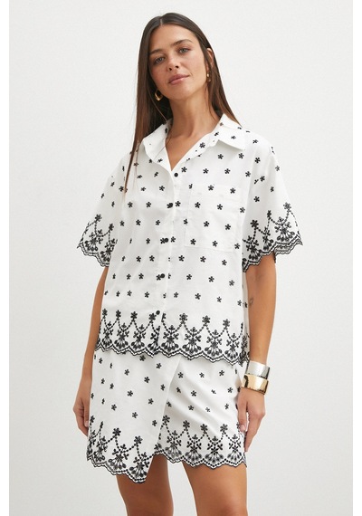Uterpe Boxy Fit Kısa Kollu Brodeli Gömlek Beyaz