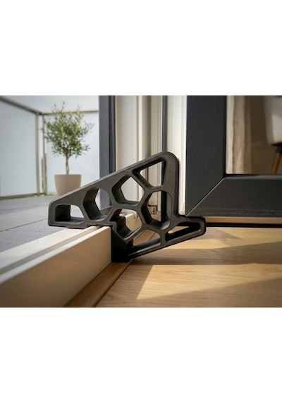 Storeşahin 3d Baskı Pencere Ve Balkon Kapısı Stoperi Ray Kilitli Kapı Takozu Rüzgar Engelleyici Pencere Tutucu - Siyah Shn0720
