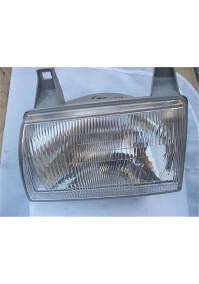Mazda B2500 Pıckup Ön Far Sol 1998-2001 Oem No: Ug52-51-0l0b