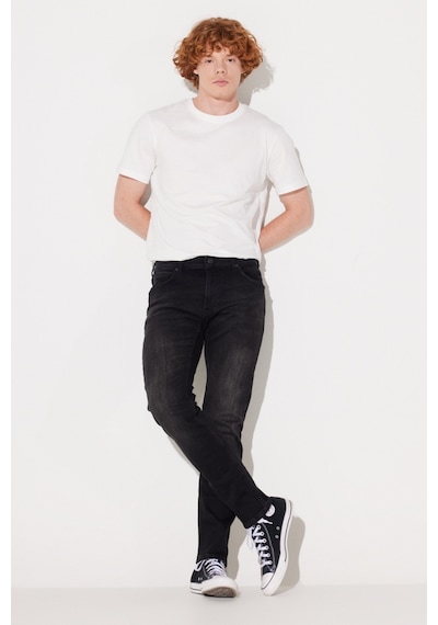 Lee Luke Slim Fit Dar Kesim Düşük Bel Dar Paça Siyah Erkek Esnek Jean Denim Kot Pantolon L719IZHL Siyah Lee Luke Slim Fit Dar Kesim Düşük Bel Dar Paça Siyah Erkek Esnek Jean Denim Kot Pantolon L719IZHL Siyah