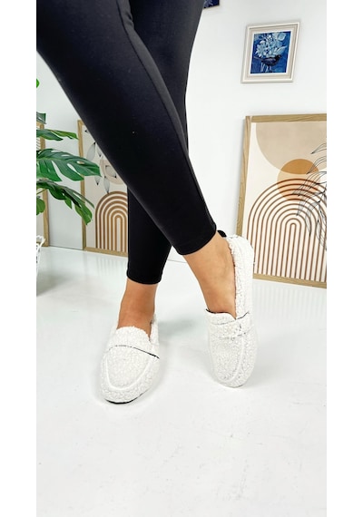 Günlük Kadın Loafer Peluş Astarlı Oval Burunlu Alçak Desenli Tabanlı Ayakkabı 375 Beyaz