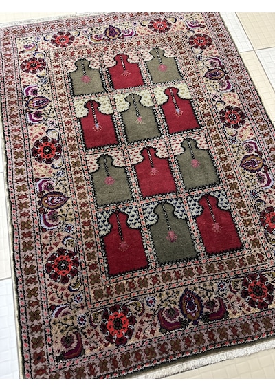 El Dokuma Bünyan Halısı Floş Seccade 93x130 Paftalı Sıfır Halı Renkli