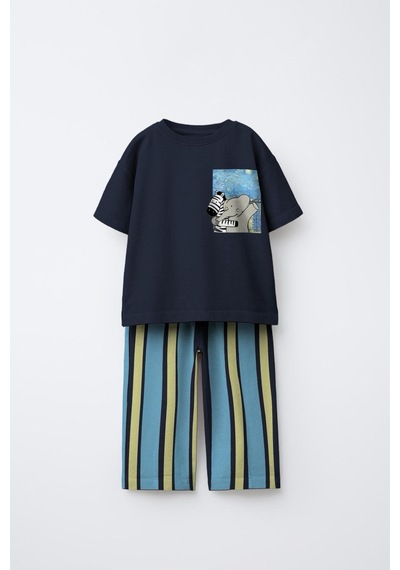 Çocuk Pamuklu Lacivert Sevimli Magu And Milo Baskılı Takım - Cepli T-shirt & Çizgili Pantolon Çok Renkli