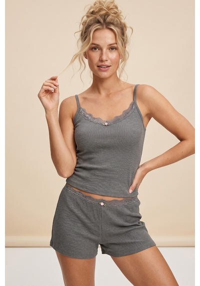 Siyah İnci Bürümcük-krınkıl İp Askılı Şortlu Pijama Takım 8060 Gri