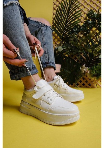 Fallon Bantlı Bağcıklı Kalın Taban Air Kadın Sneaker 001