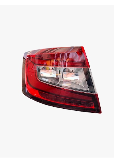 SKODA OCTAVİA SOL ARKA STOP LAMBASI LEDLİ 2017--2019