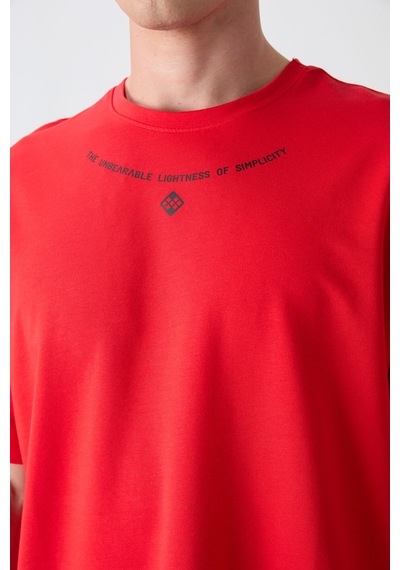 Tommy Life Fiesta Pamuklu Kalın Yumuşak Dokulu Oversize Fit Baskılı Erkek T-shirt - 88343 Kirmizi