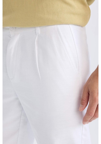 DeFacto %100 Pamuk Relax Fit Rahat Kesim Düz Paça Keten Görünümlü Yazlık Beyaz Kumaş Pantolon D4251AX25SMWT32