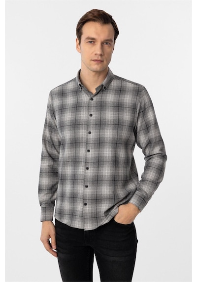 Süvari Siyah Slim Fit Düz Düğmeli Yaka Gömlek Siyah Süvari Siyah Slim Fit Düz Düğmeli Yaka Gömlek Siyah