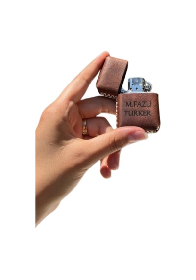 Deri Kılıflı Zippo Model Çakmak Çakmak 5685 Kahverengi