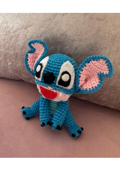 Mini Oturan Stitch Amigurumi Figür 12 Cm 001