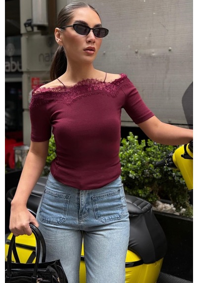Bordo Dantelli Madonna Yaka Slim Fit Tişört Mg2743