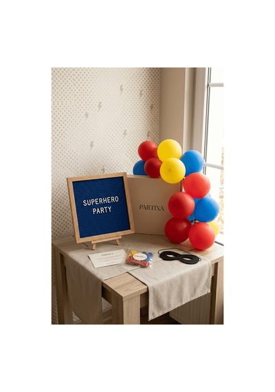 Süper Kahraman Doğum Günü Süsleme Mini Set Koyu Mavi Keçe Yazı Panosu Standlı Balon Zincirli 1 - 5