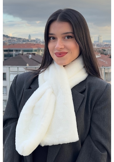 Mollycrush Peluş Yumuşak Soft Atkı Kışlık Suni Kürklü Beyaz Kadın Atkısı Beyaz