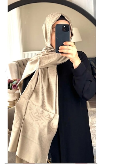 19V69 Italia 19v69 Italıa Krem Rengi Jakarlı Modal Kumaş Şal Yumuşak Doku Krem Renkli Kendinden Desenli 75 200 Kalite Krem