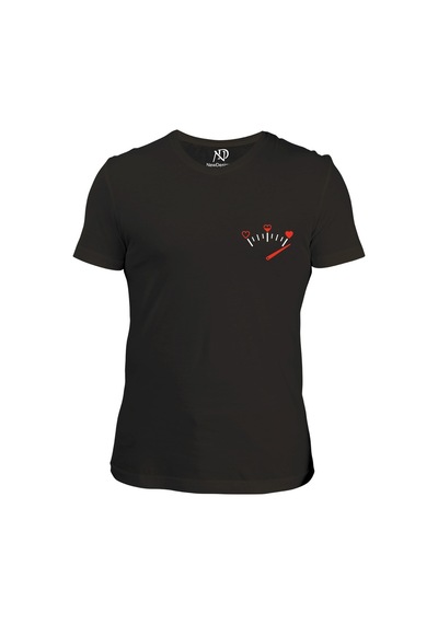 Erkek V Yaka Siyah Tshirt Kalp Ibre 001
