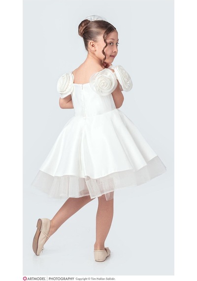 Sy Store Kız Çocuk Beyaz Gül Detaylı Tüllü Abiye Elbise