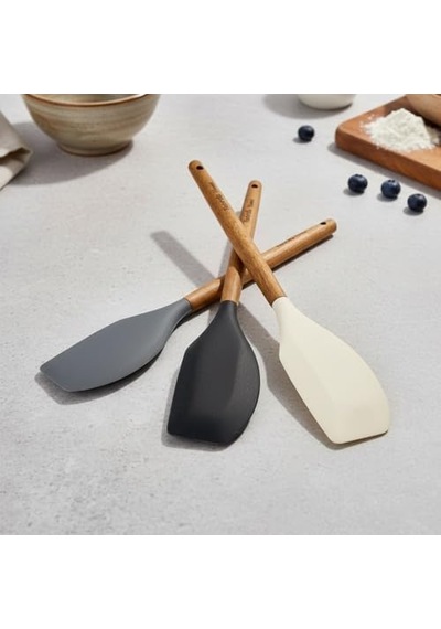 Akasya Saplı Premium Silikon Spatula Isıya Dayanıklı, Yapışmaz Ve Çizmez Yüzeyli, Doğal Ahşap Saplı Mutfak Gereci Üç Renk Seçeneği Beyaz 0
