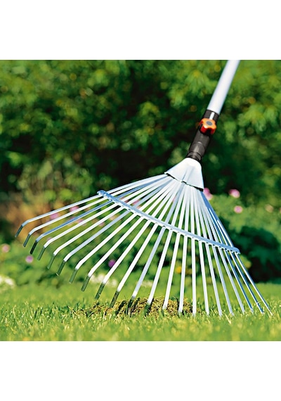 Gardena 3102-20 Yelpaze Çim Tırmığı 50 Cm