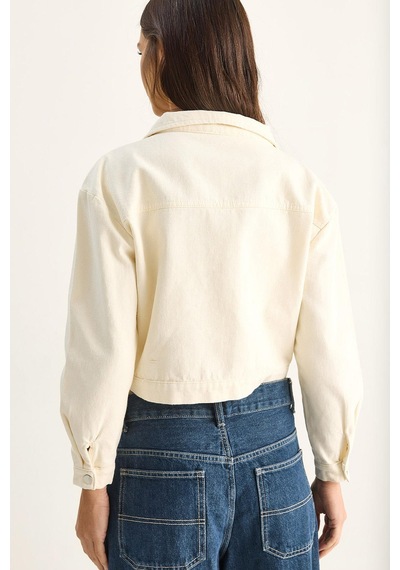 Shade Kadın Çift Cep Detaylı Çıtçıt Kapamalı Mevsimlik Denim Ceket 60282057 - Krem