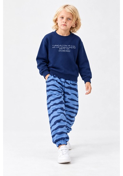 Rony Pony Kids Çocuk 3 İplik Yazı Baskılı Sweatshirt Ve Desenli Jogger Eşofman Takımı Lacivert Mavi Rony Pony Kids Çocuk 3 İplik Yazı Baskılı Sweatshirt Ve Desenli Jogger Eşofman Takımı Lacivert Mavi