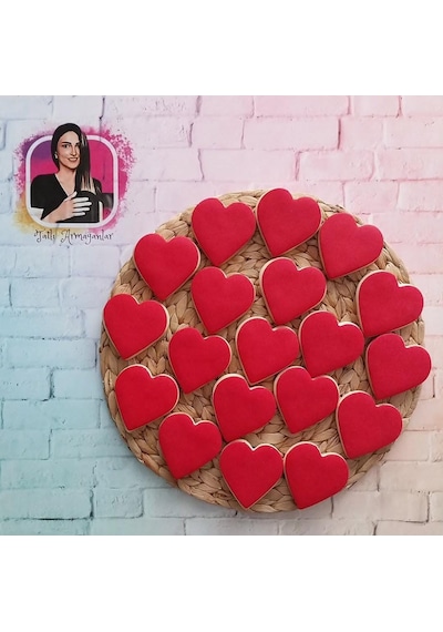 Sevgililer Gününe Özel Romantik Kırmızı Kalpli Butik Kurabiye - 20 Adet