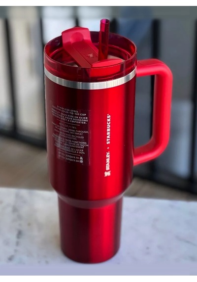 Stanley X Starbucks Holiday Red 40oz