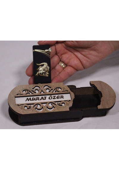 Çakmak Kişiye Özel İsim Yazılı Ve Mdf Tasarım Kutulu No:73