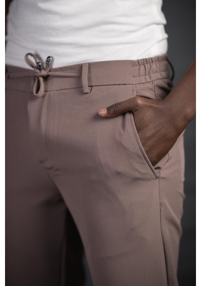 Perpant Beli Lastikli Ve İplikli Likralı Slimfit Yazlık Kumaş Jogger Pantolon Kahverengi Perpant Beli Lastikli Ve İplikli Likralı Slimfit Yazlık Kumaş Jogger Pantolon Kahverengi